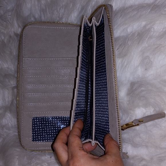 Beige casual clutch wallet - Picture 6 of 6